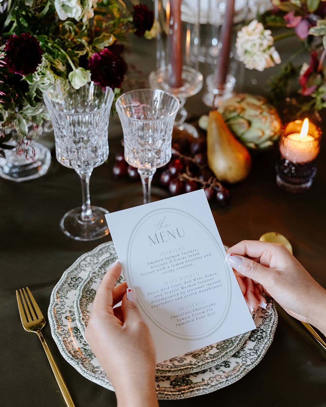 Menu calligraphié, papeterie de mariage sur mesure
